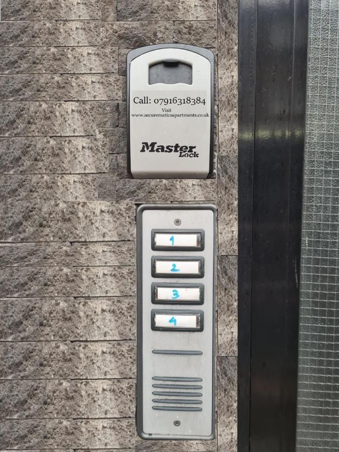 Securematics Superior Studio Apartments ロンドン エクステリア 写真
