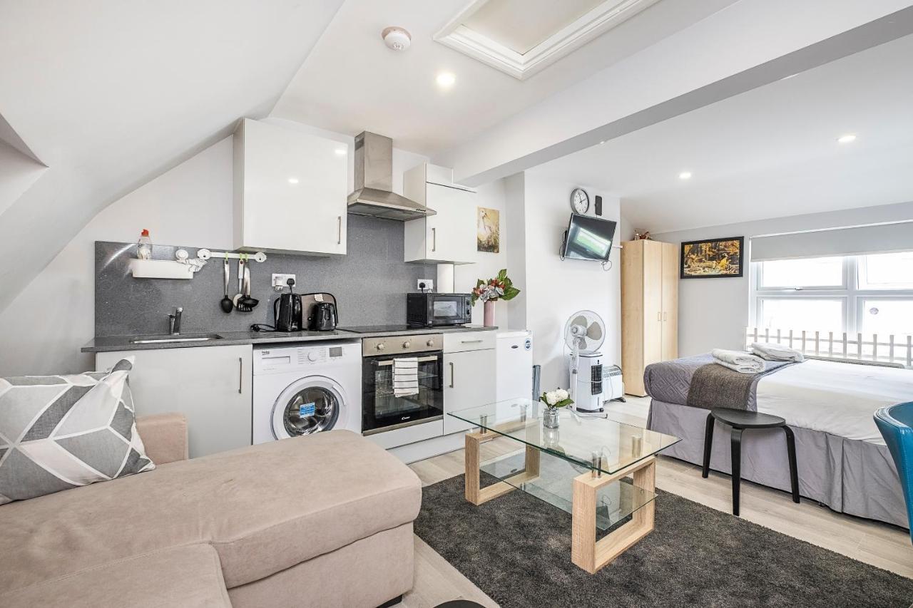 Securematics Superior Studio Apartments ロンドン エクステリア 写真